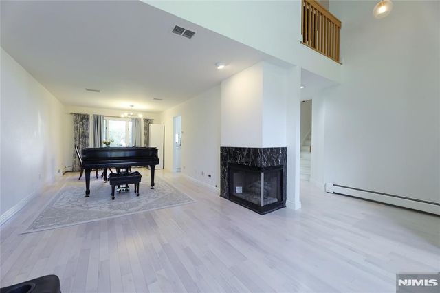 215 Beech Court T046, Norwood, NJ 07648