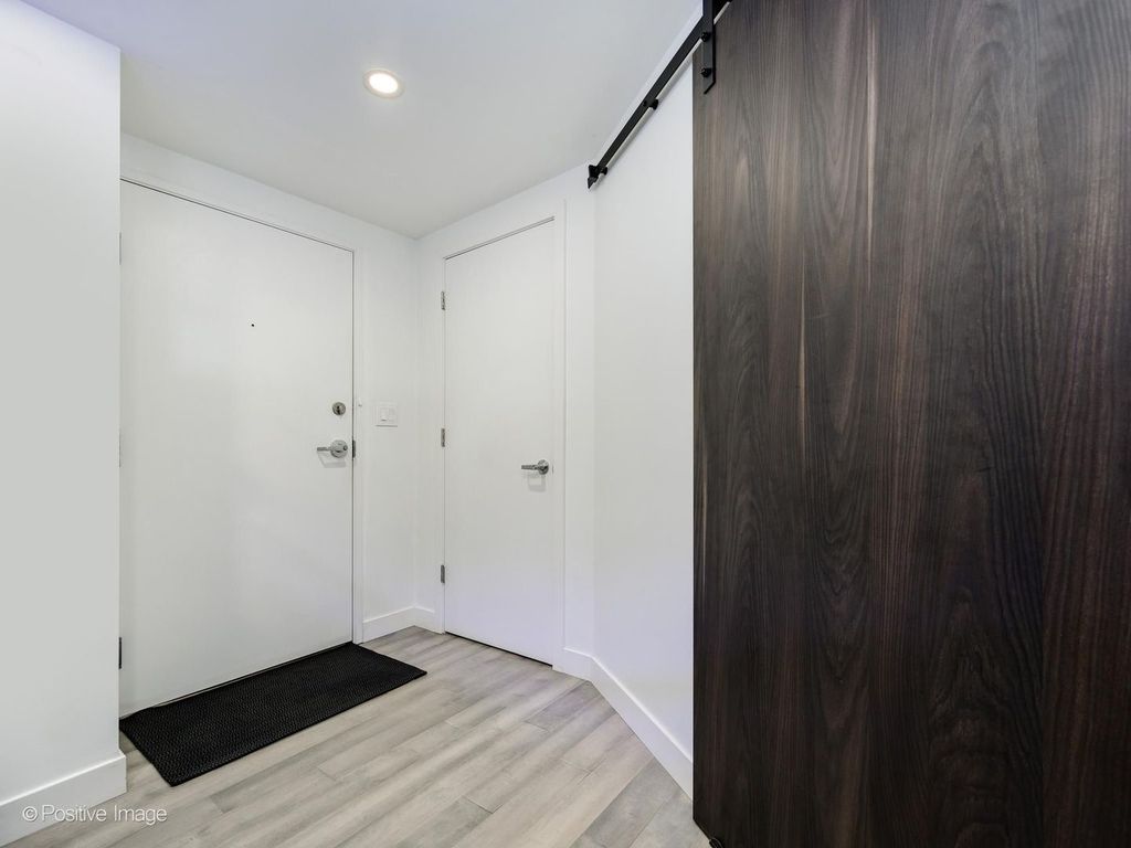 3150 N Sheffield Avenue 607, Chicago, IL 60657 — photo 2
