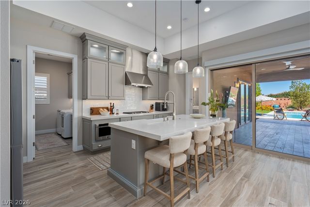 6720 IRON SQUARE Street, Las Vegas, NV 89148