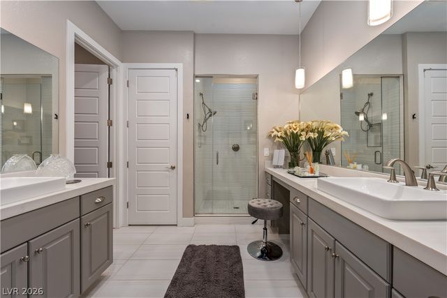 6720 IRON SQUARE Street, Las Vegas, NV 89148