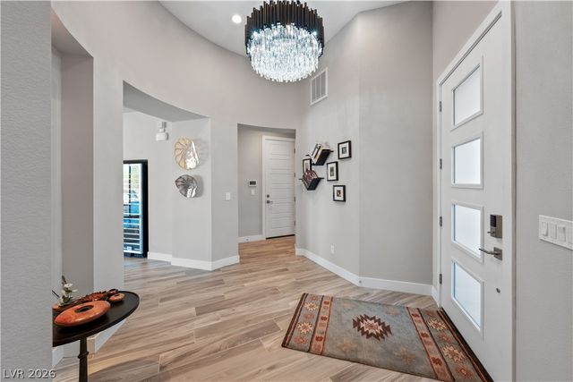 6720 IRON SQUARE Street, Las Vegas, NV 89148