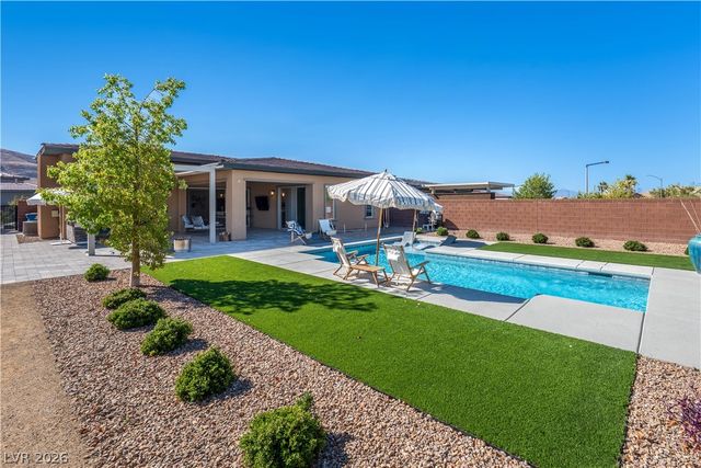 6720 IRON SQUARE Street, Las Vegas, NV 89148