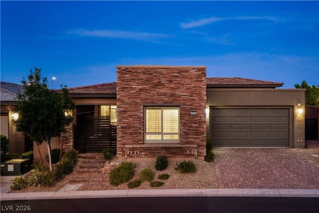 6720 IRON SQUARE Street, Las Vegas, NV 89148