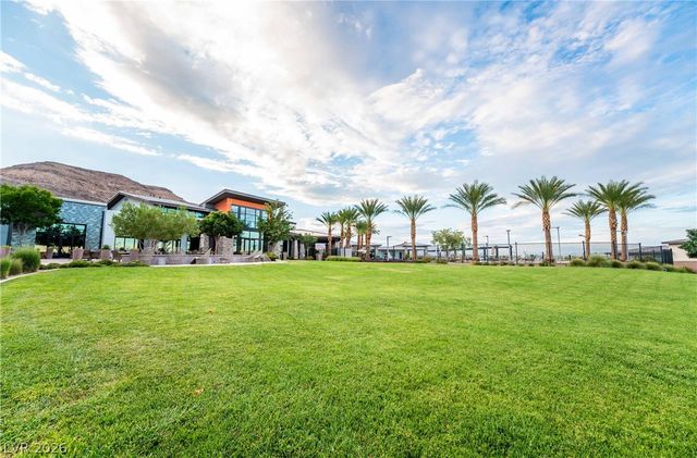 6720 IRON SQUARE Street, Las Vegas, NV 89148