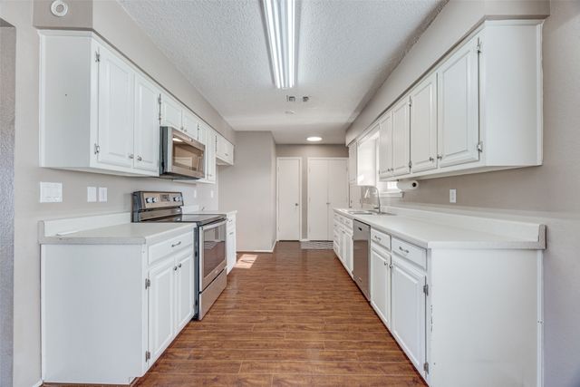 301 Pecan Street, Tom Bean, TX 75489