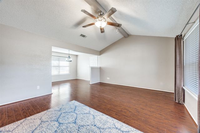 301 Pecan Street, Tom Bean, TX 75489