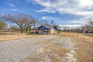 301 Pecan Street, Tom Bean, TX 75489