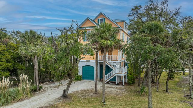 19 Lost Village Trail, Edisto Beach, SC 29438