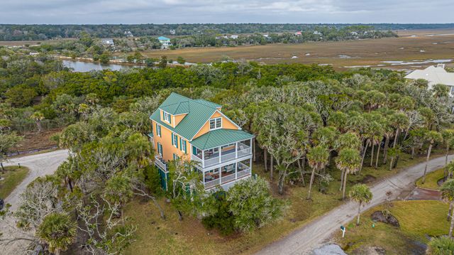 19 Lost Village Trail, Edisto Beach, SC 29438