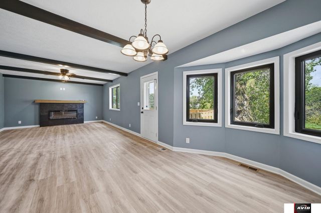 122 W 1st Street, Valparaiso, NE 68065