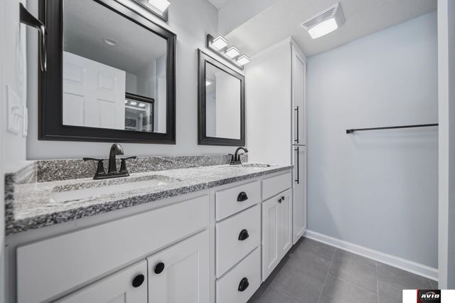 122 W 1st Street, Valparaiso, NE 68065