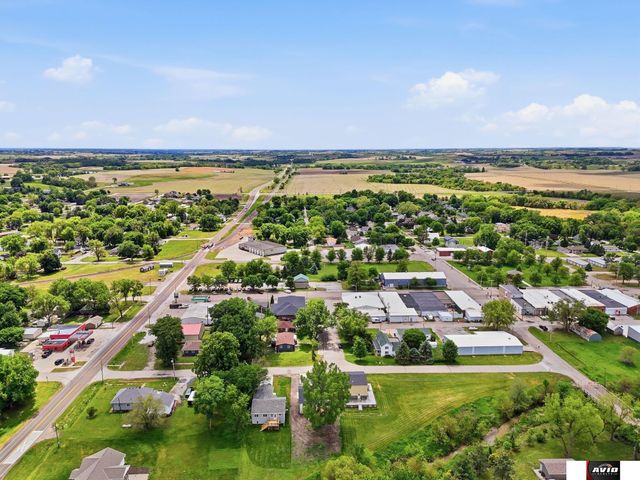 122 W 1st Street, Valparaiso, NE 68065