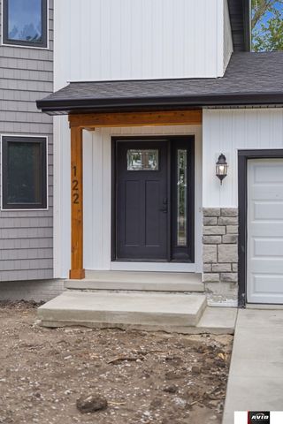 122 W 1st Street, Valparaiso, NE 68065