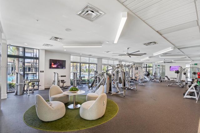 8249 NW 46th St, Doral, FL 33166