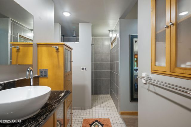 17058 Mable Lane, Neosho, MO 64850