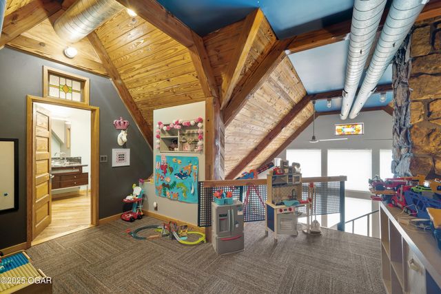 17058 Mable Lane, Neosho, MO 64850