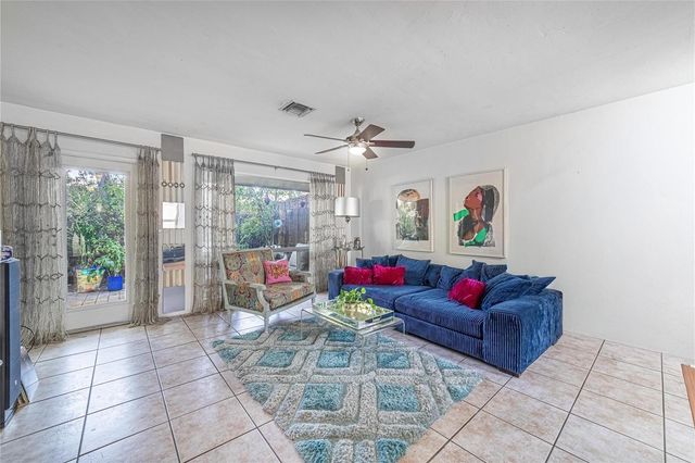 1009 NE 23rd Drive 1013 Ne 23 Dr, Wilton Manors, FL 33305