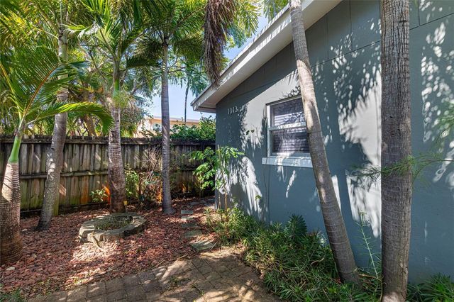 1009 NE 23rd Drive 1013 Ne 23 Dr, Wilton Manors, FL 33305