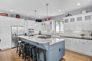 614 Manhattan Beach Boulevard, Manhattan Beach, CA 90266