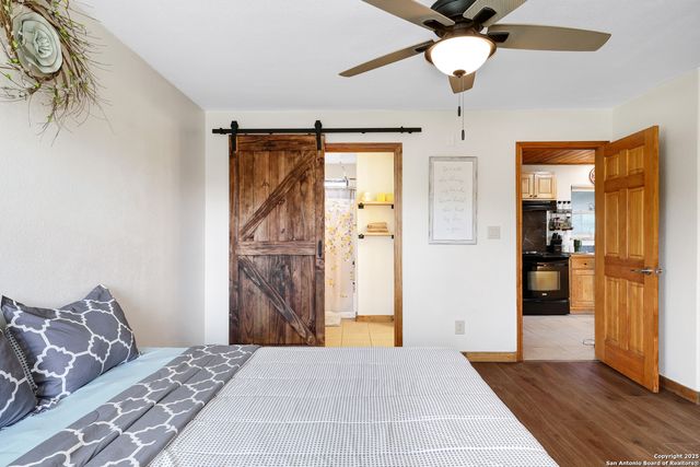 727 private road 1508, Bandera, TX 78003
