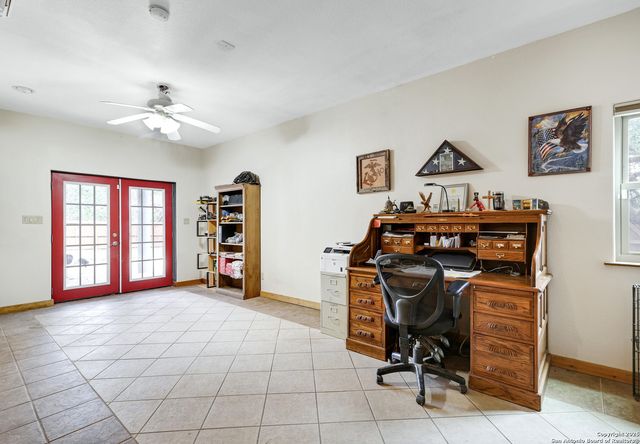 727 private road 1508, Bandera, TX 78003