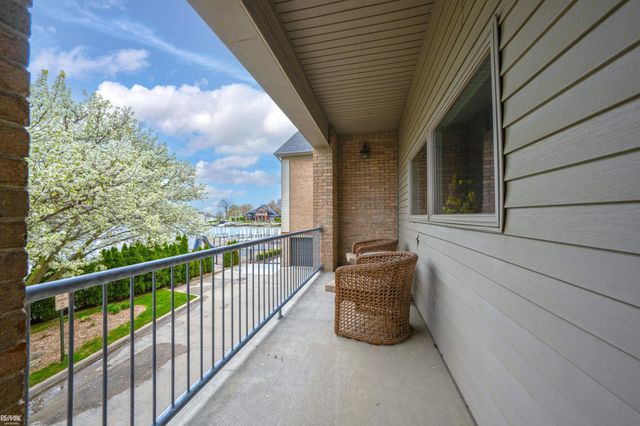 32172 N River Rd Road, Harrison Twp, MI 48045