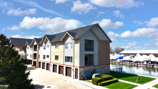 32172 N River Rd Road, Harrison Twp, MI 48045