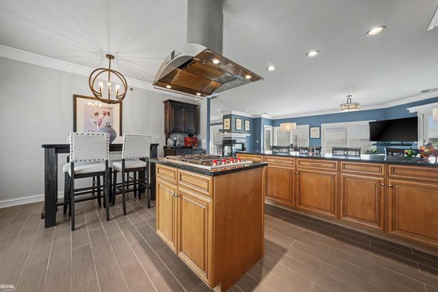 32172 N River Rd Road, Harrison Twp, MI 48045
