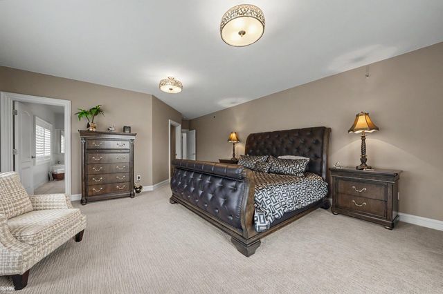 32172 N River Rd Road, Harrison Twp, MI 48045