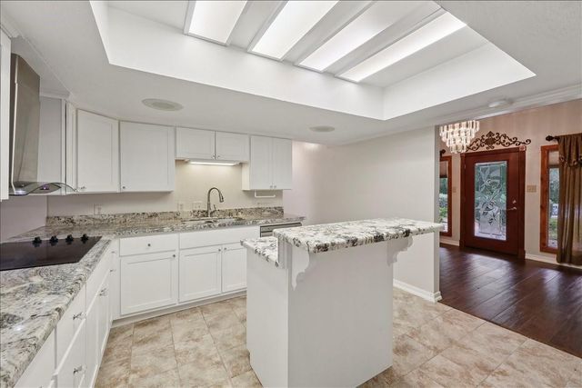 3805 Huntwick Drive, Orange, TX 77632