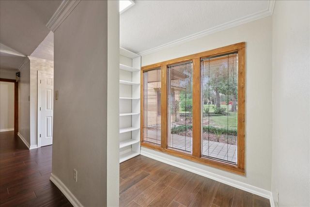 3805 Huntwick Drive, Orange, TX 77632