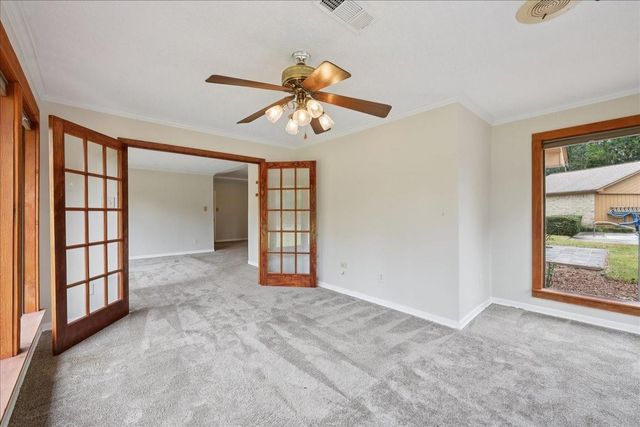 3805 Huntwick Drive, Orange, TX 77632