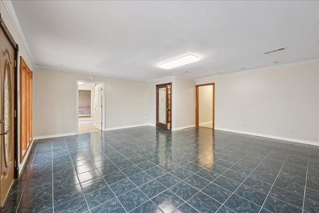 3805 Huntwick Drive, Orange, TX 77632