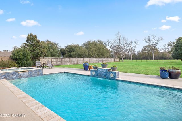 119 Nellies Lane, Broussard, LA 70518