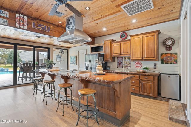 119 Nellies Lane, Broussard, LA 70518