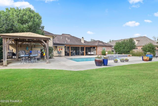 119 Nellies Lane, Broussard, LA 70518