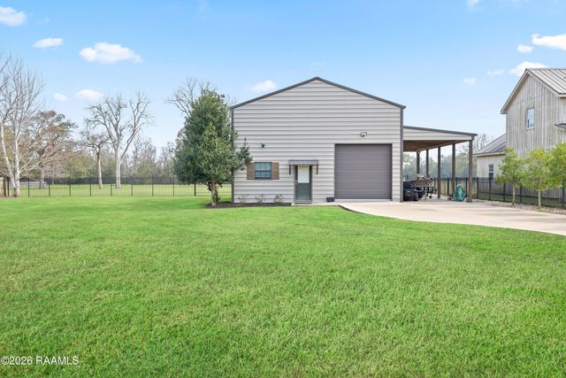 119 Nellies Lane, Broussard, LA 70518