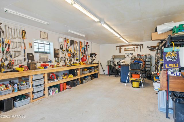 119 Nellies Lane, Broussard, LA 70518