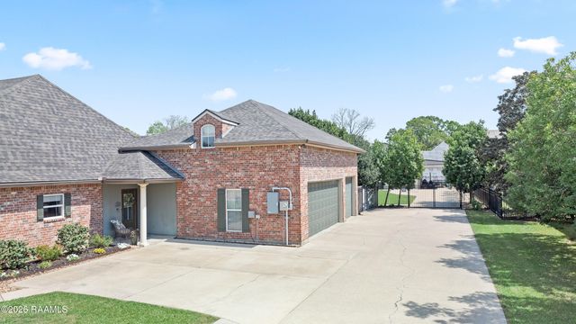119 Nellies Lane, Broussard, LA 70518