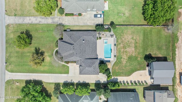 119 Nellies Lane, Broussard, LA 70518