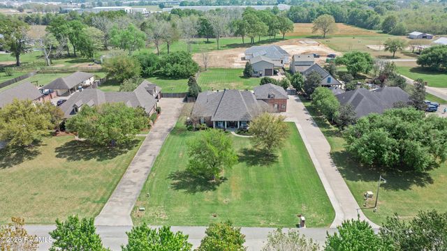 119 Nellies Lane, Broussard, LA 70518