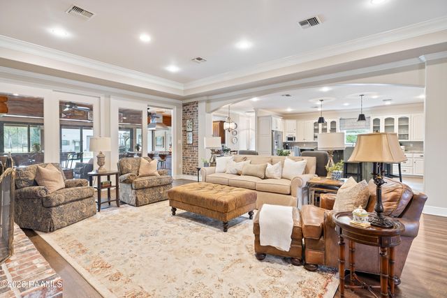 119 Nellies Lane, Broussard, LA 70518