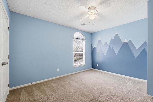 16350 S Central Street, Olathe, KS 66062