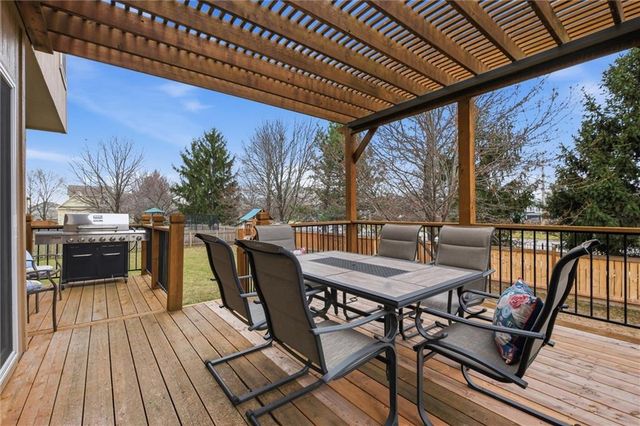 16350 S Central Street, Olathe, KS 66062