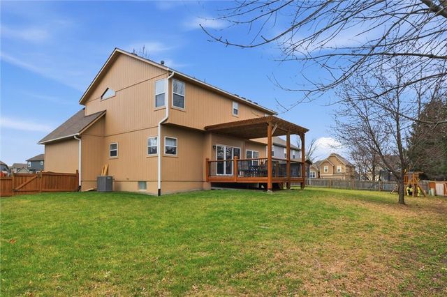 16350 S Central Street, Olathe, KS 66062