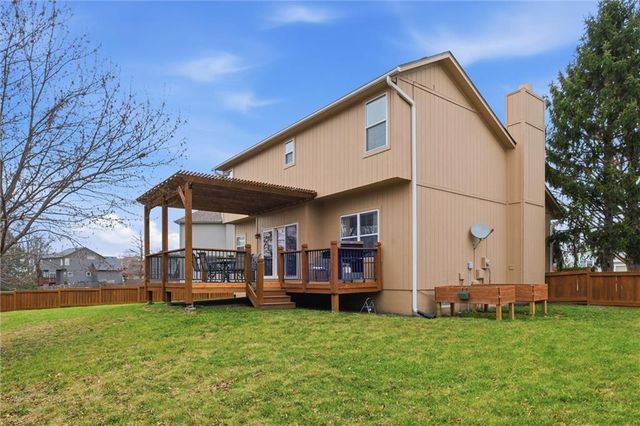 16350 S Central Street, Olathe, KS 66062