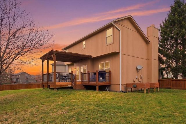 16350 S Central Street, Olathe, KS 66062