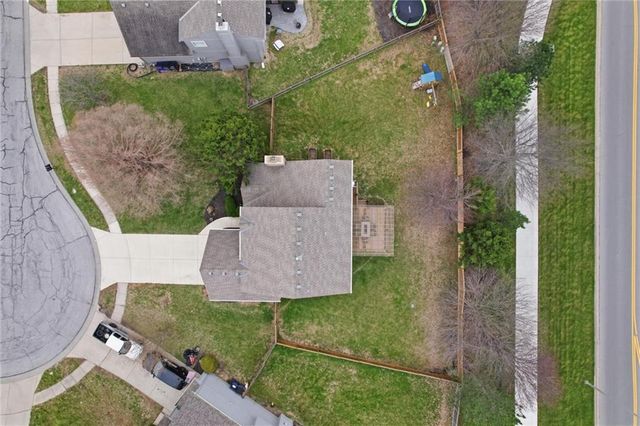 16350 S Central Street, Olathe, KS 66062