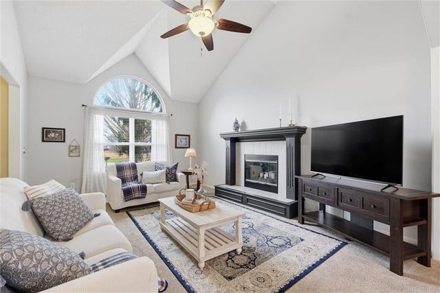 16350 S Central Street, Olathe, KS 66062