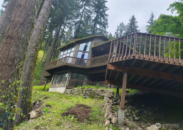 2727 Kalama River Road, Kalama, WA 98625